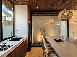 Blacksand Villas Echo Beach