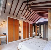 Blacksand Villas Echo Beach