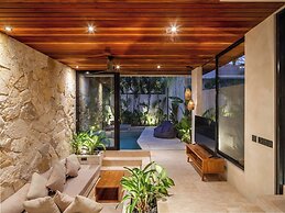 Blacksand Villas Echo Beach