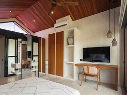 Blacksand Villas Echo Beach