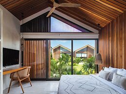 Blacksand Villas Echo Beach