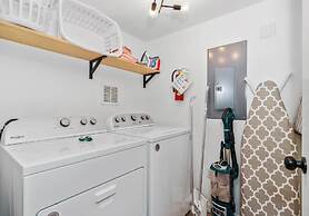 Amazing 3BR 2BA Townhome With Lake View at Terra Verde!