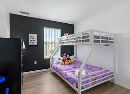 Amazing 3BR 2BA Townhome With Lake View at Terra Verde!