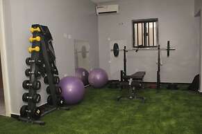 Westnite Apartment