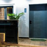 Westnite Apartment