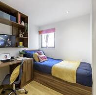 Student Only King Square