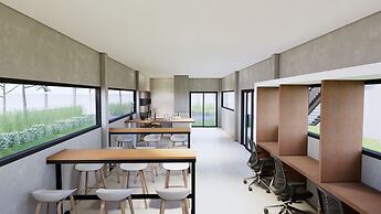 Ko lanta Hotels & Co- Working Space