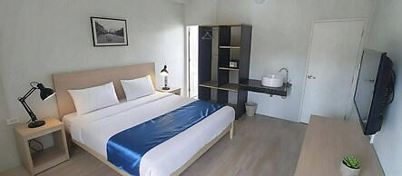 Ko lanta Hotels & Co- Working Space