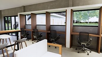 Ko lanta Hotels & Co- Working Space