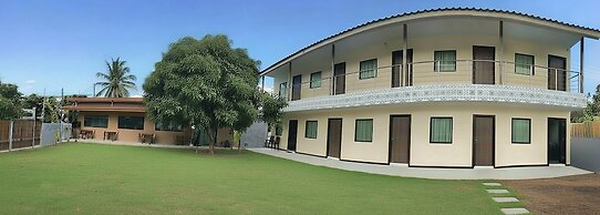 Ko lanta Hotels & Co- Working Space