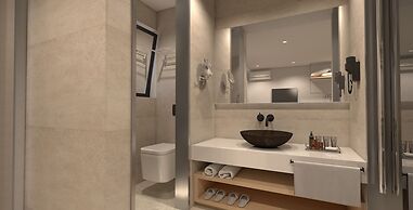 Paloma Seaesta Cabanas