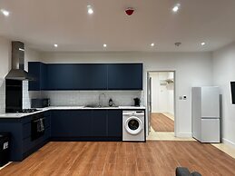 Cosy Flat With Garden London