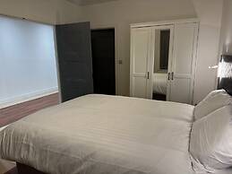 Cosy Flat With Garden London