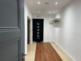 Cosy Flat With Garden London