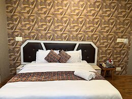 Rozan Jaai Orchard Hotel