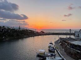 HARBOUR LIGHTS by Smaris Collection