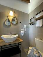 HARBOUR LIGHTS by Smaris Collection