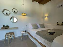 HARBOUR LIGHTS by Smaris Collection