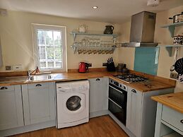 JOIVY Gorgeous Georgian Flat