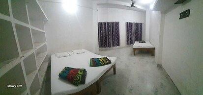 Shri Bholanath Atithi Bhavan