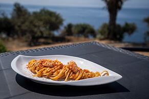 Borgo del Cannitello Romantic Resort