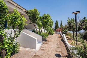 Borgo del Cannitello Romantic Resort