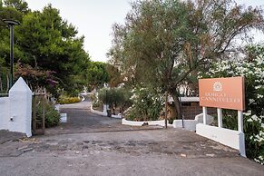 Borgo del Cannitello Romantic Resort