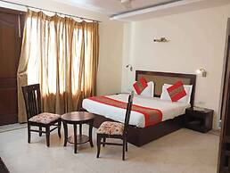 Hotel Royal India - South City 1