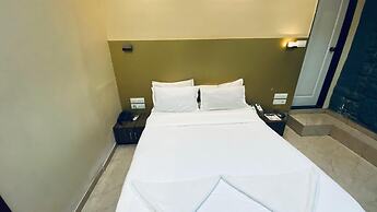 Palm Breeze Hotel - Colaba