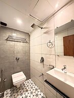 Palm Breeze Hotel - Colaba