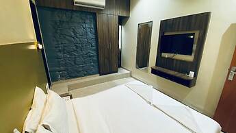 Palm Breeze Hotel - Colaba
