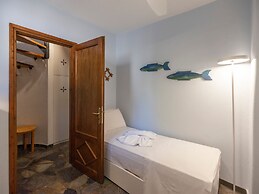 Elena's Traditional DreamHouse