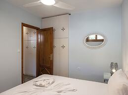 Elena's Traditional DreamHouse