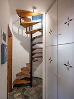 Elena's Traditional DreamHouse