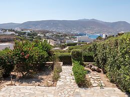 Elena's Traditional DreamHouse