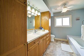 Screened Porch w/ River Views: Belhaven Home!