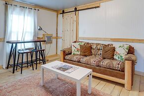 2 Mi to Dtwn: Pet-friendly Casper Apt!