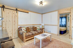 2 Mi to Dtwn: Pet-friendly Casper Apt!