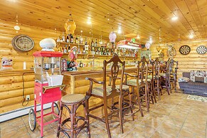 Game Room, Sauna & Screened Patio: Swan Lake Cabin