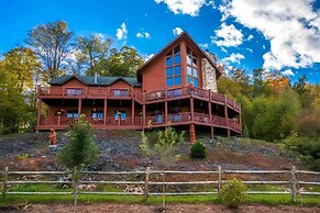 Game Room, Sauna & Screened Patio: Swan Lake Cabin