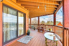 Game Room, Sauna & Screened Patio: Swan Lake Cabin