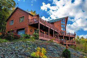 Game Room, Sauna & Screened Patio: Swan Lake Cabin