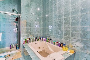 Game Room, Sauna & Screened Patio: Swan Lake Cabin