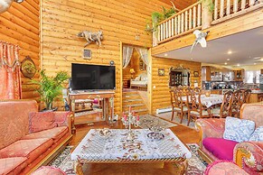 Game Room, Sauna & Screened Patio: Swan Lake Cabin