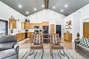 Family Retreat w/ Fire Pit & Yard in Mineral City