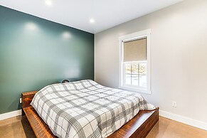 Family Retreat w/ Fire Pit & Yard in Mineral City