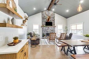 Family Retreat w/ Fire Pit & Yard in Mineral City