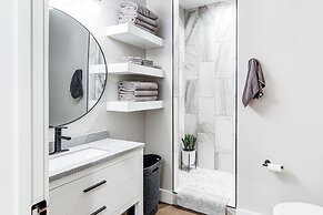 Family Retreat w/ Fire Pit & Yard in Mineral City