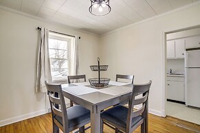 Cambridge Apt in Walkable Neighborhood