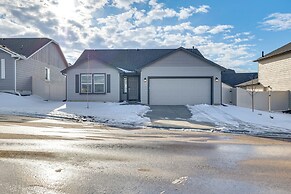 7 Mi to Lake Lowell Park: Nampa Home w/ Backyard